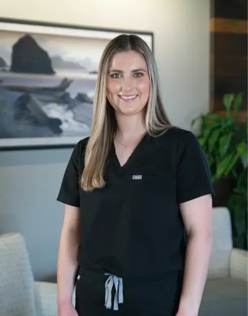 Mallory Smith, RDH, dental hygienist from Dental Elements in Shawnee, Leawood and Wellsville, KS